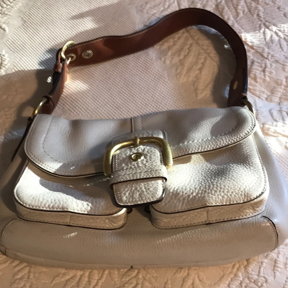 Coach bag, cream pebbled leather.